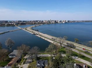 818 Osheridan St, Madison, WI 53715