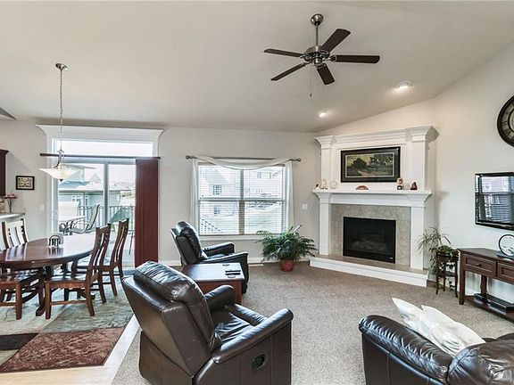 2nd image of 6906 Aubrey Ct