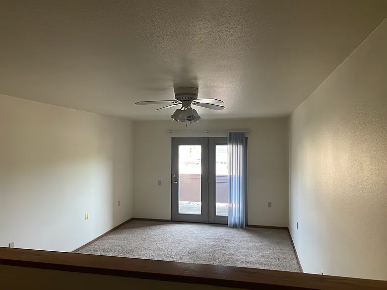 641 W Main St — Photo 12