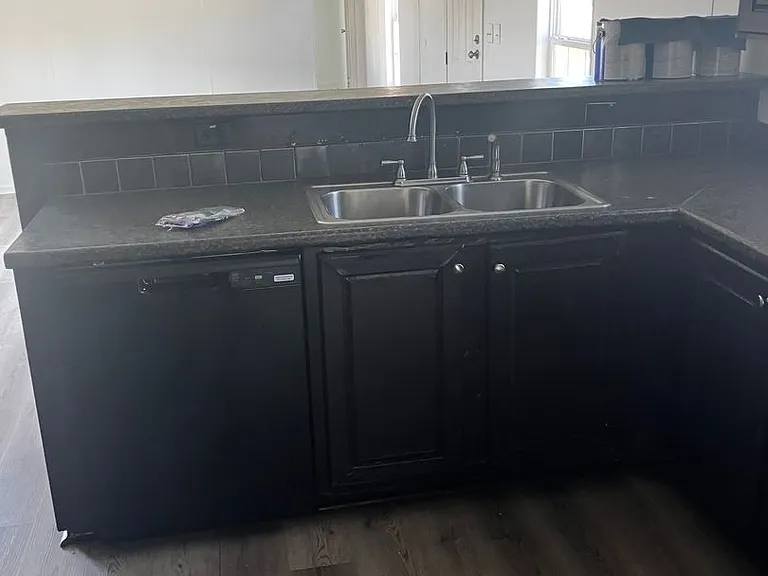 1626 Bradley Ln — Photo 14