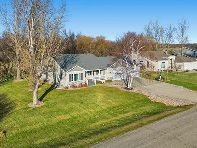 1311 Cossette Dr S, Fargo, ND, 58104