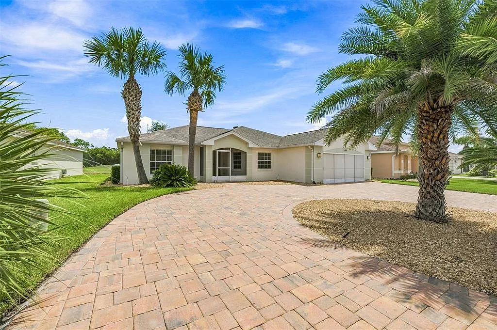 3 bed, 2.0 bath, 1759 sqft, $2,500 — Photo 2
