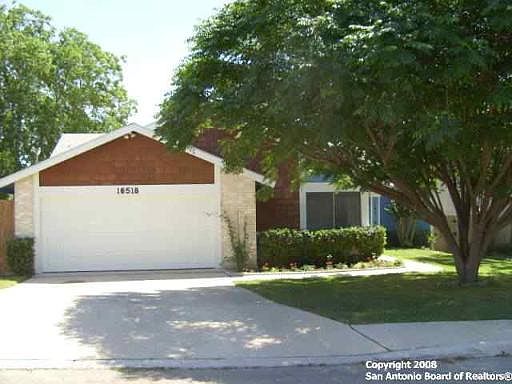 1st image of 16518 HUNTING GLEN