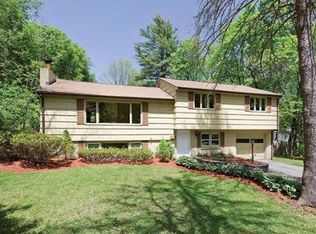 82 Glendale Rd, Sharon, MA 02067