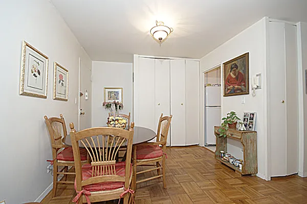 Sold by Fenwick Keats Real Estate | media 4