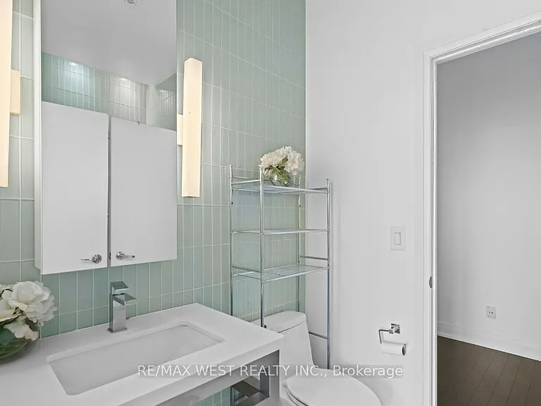 80 John St #4405 — Photo 12
