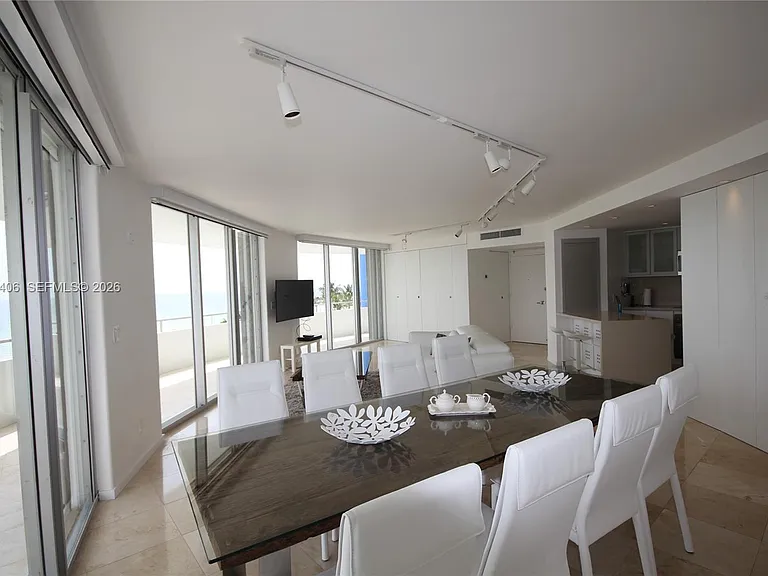 5151 Collins Ave #532 — Photo 7
