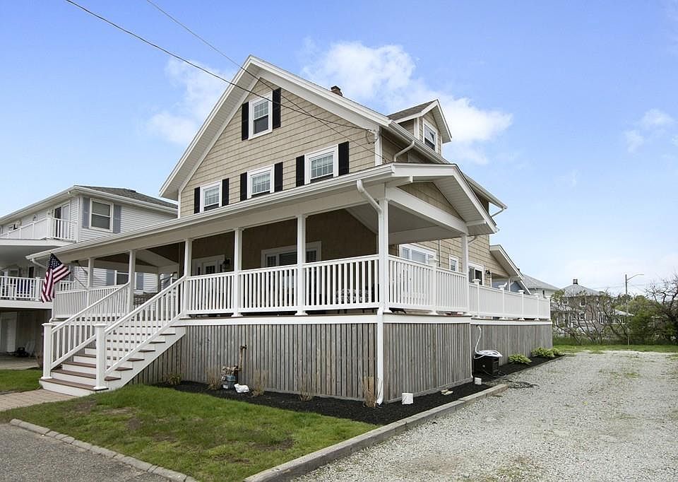 15 Manomet Ave, Hull, MA 02045 Zillow
