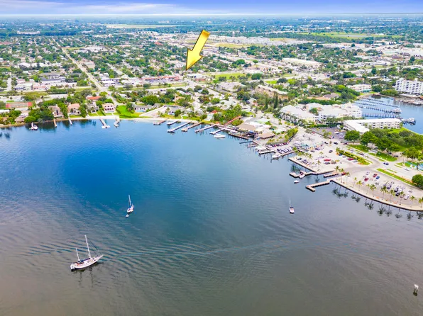 301 W Ocean Ave 10, Lantana, FL 33462