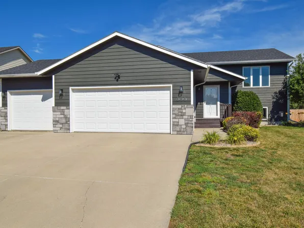 606 Eagle Ave, Harrisburg, SD 57032