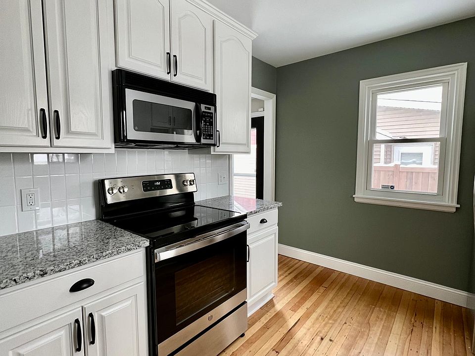 1st image of 3016 Kentucky Ave S