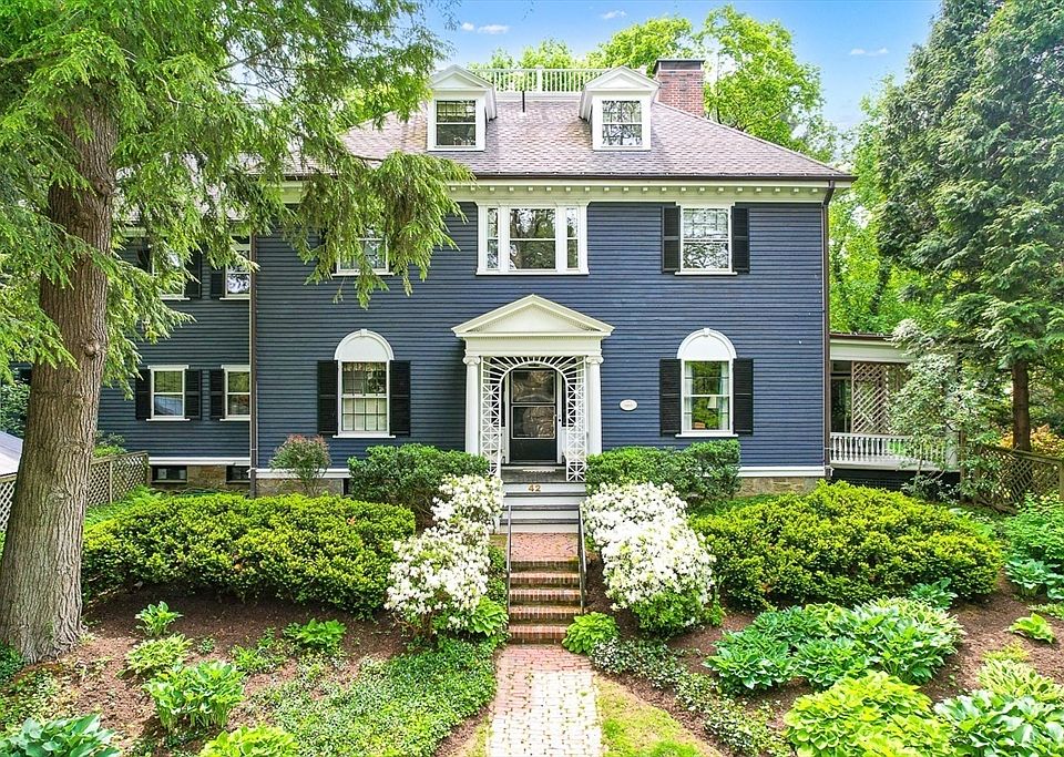1st image of 42 Lawrence Rd