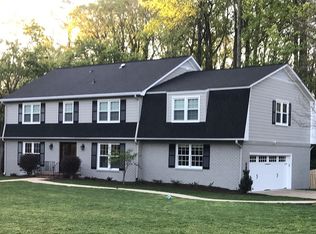 401 Foxcroft Rd, Greenville, SC 29615