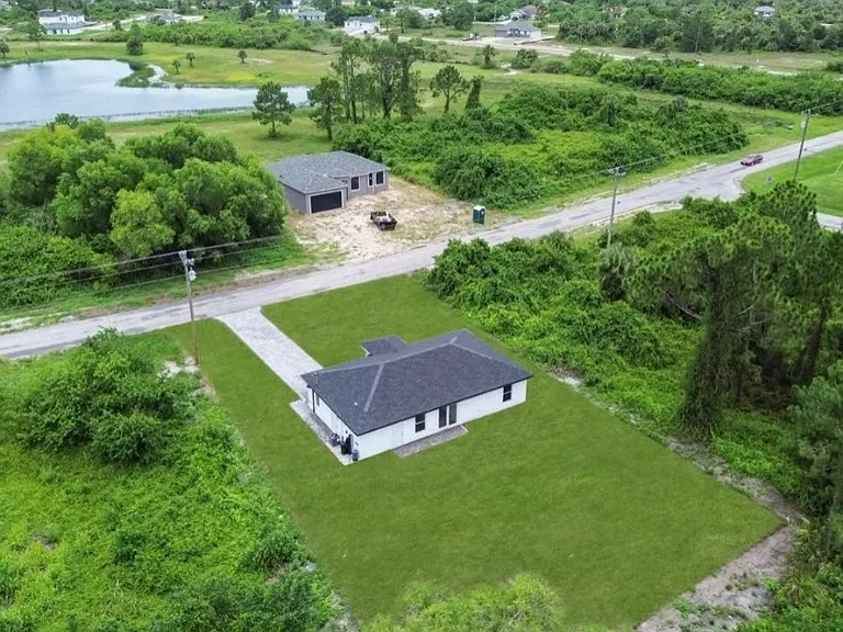 382 McArthur Blvd — Photo 3