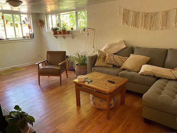 5th image of 2531 9th St APT B