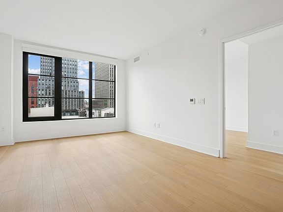 5th image of 499 President St #337