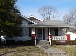 228 W Giles St, Sullivan, IN 47882