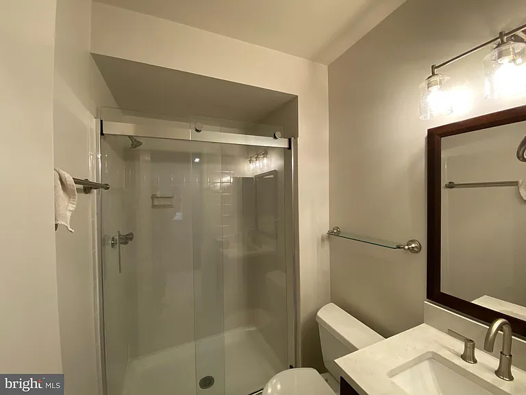 2562 Glengyle Dr #161 — Photo 8