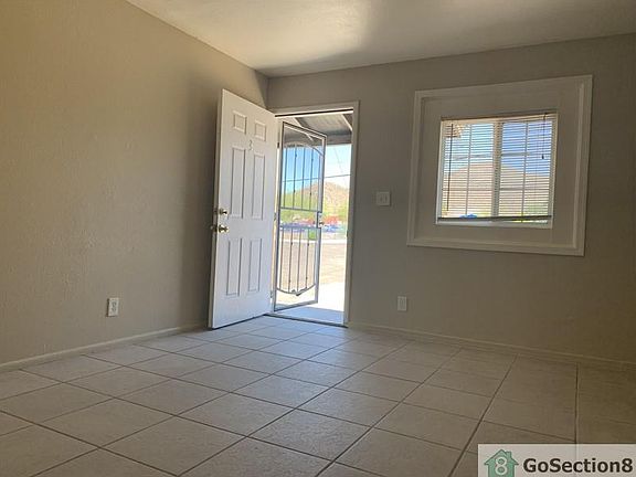 2nd image of 721 W Cheryl Dr APT 3