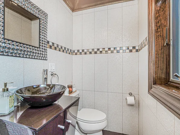 14 Walnut Place image 26 of 47