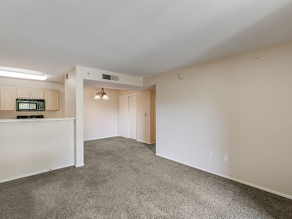 5th image of 950 Seven Hills Dr APT 3016