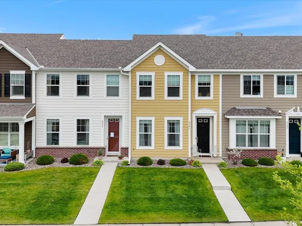 8286 Jonquil Ln N, Maple Grove, MN 55369