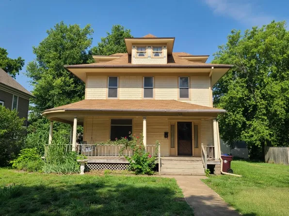 515 N Main St, Lindsborg, KS 67456