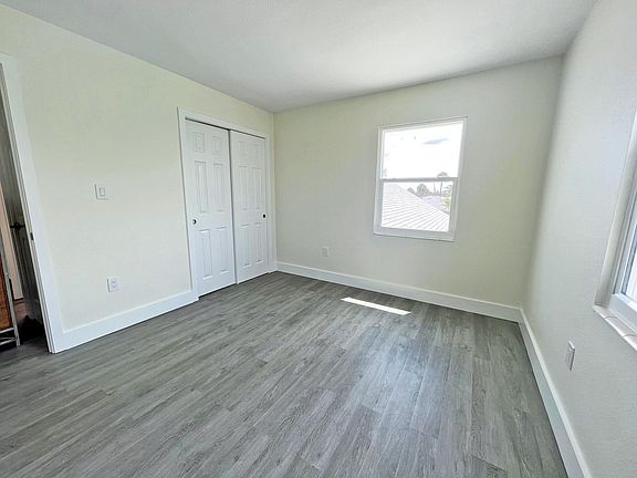 5th image of 2000 Bay View Blvd APT 100