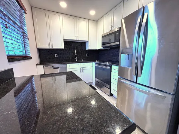 185 Valencia Dr #H, Delray Beach, FL 33446