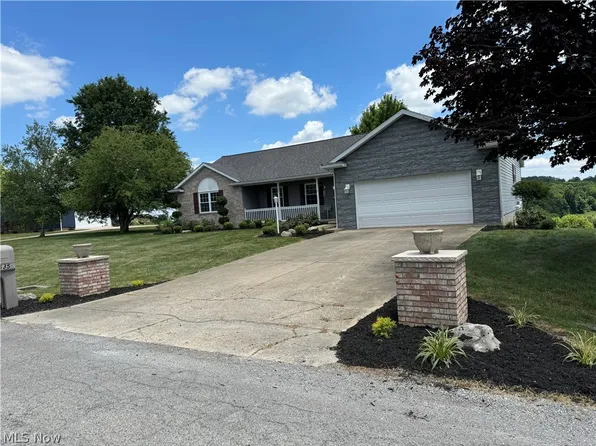 66535 Ault Drive, Saint Clairsville, OH 43950