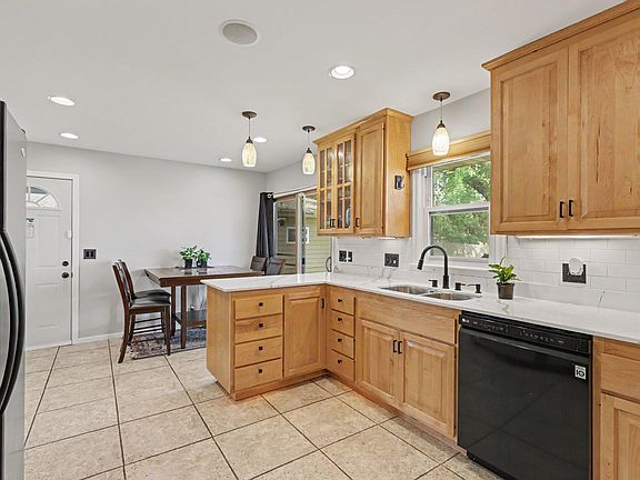 4th image of 6550 81st St S