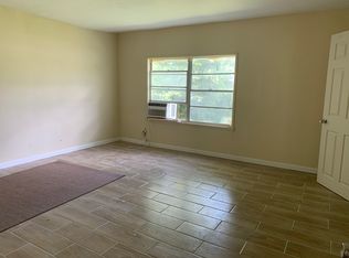 1107 Calhoun St N, Perry, FL 32348