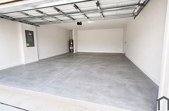 4th image of 17277 Cantu Ct