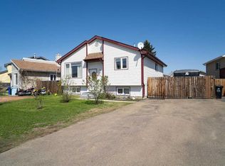 170 W Fullerton Dr, Wood Buffalo, AB T9K1P8