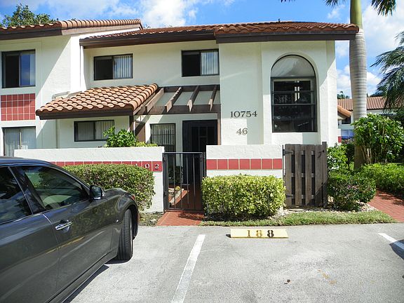 2nd image of 10754 Sun Palm Ln APT 102