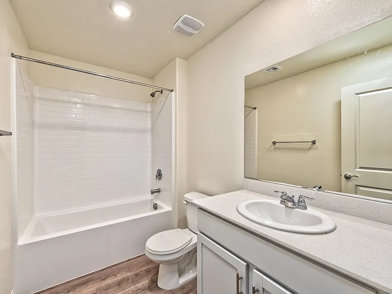 4706 Turquoise Ave — Photo 12
