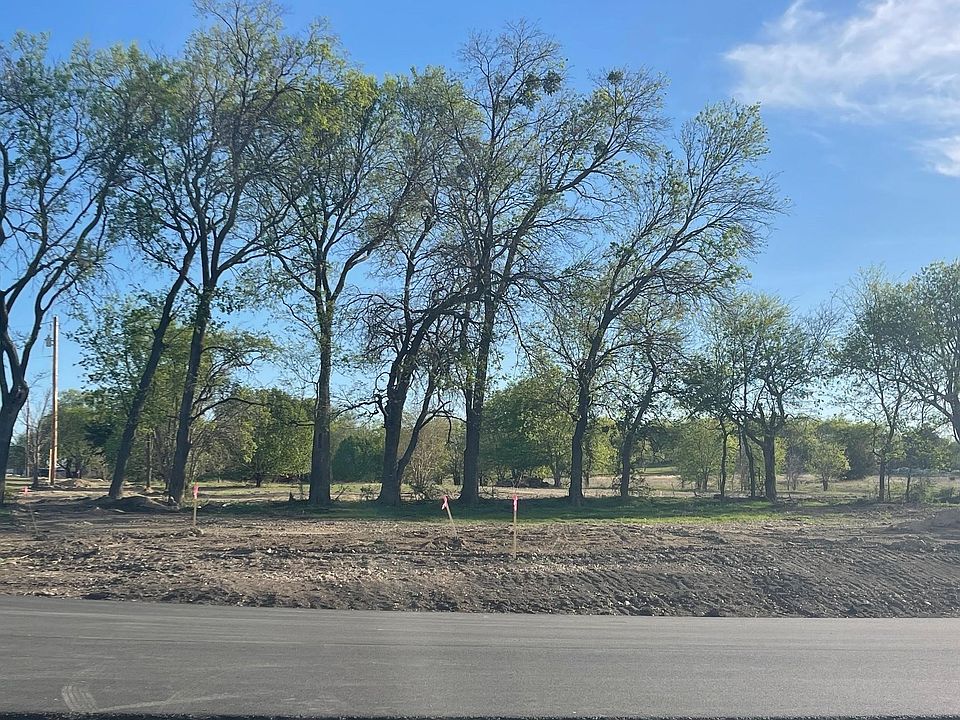 1st image of 9708 Lara Ln