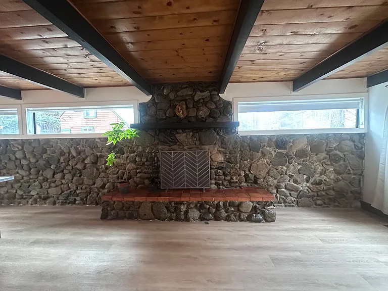 886 Tahoe Island Dr — Photo 2