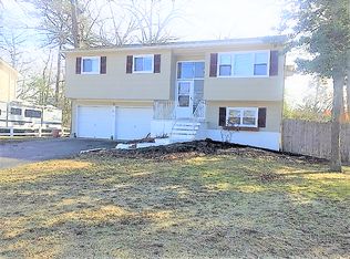 31 Brown Ave, Pine Beach, NJ 08741