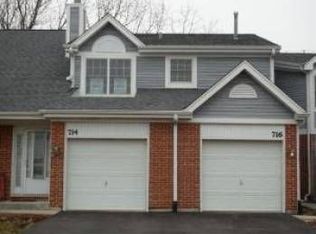 716 Hoover Dr, Carol Stream, IL 60188