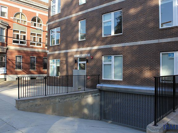 2nd image of 1629 W Girard Ave APT 1C