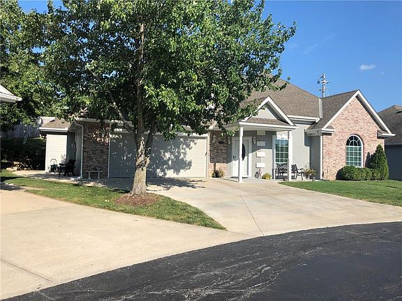 3rd image of 2821 Viro Ave