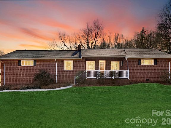 2nd image of 845 Saint Marks Church Rd