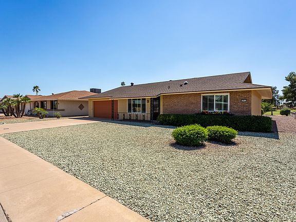 2nd image of 10513 W Willowcreek Cir