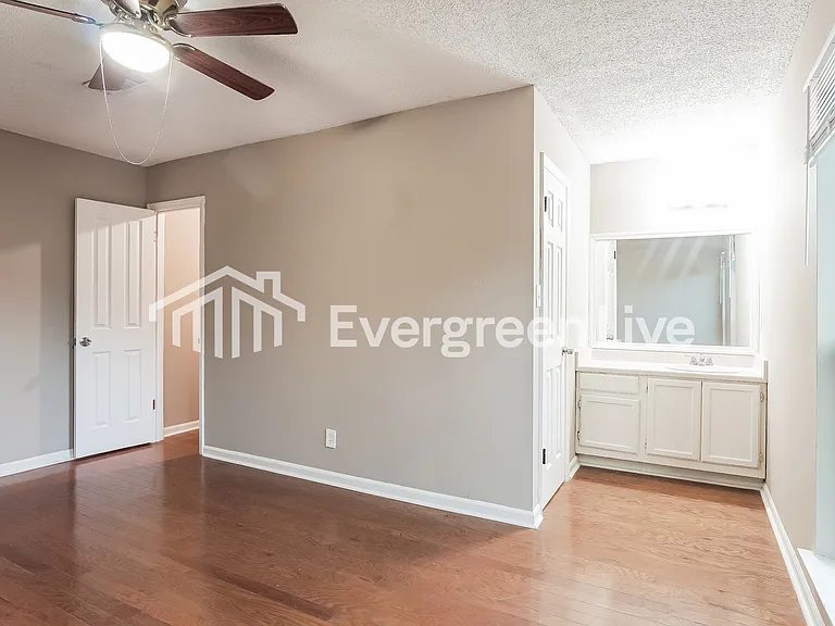 746 Pinkston St — Photo 12