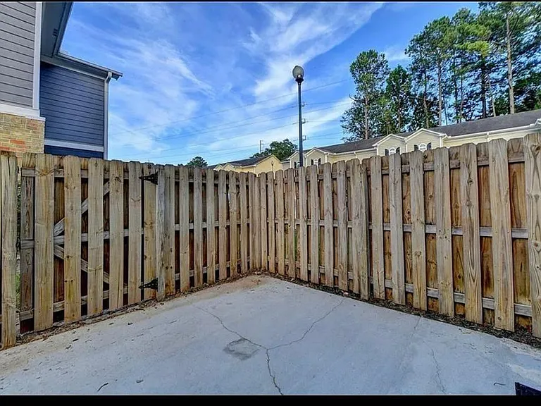 810 Summer Pl — Photo 19