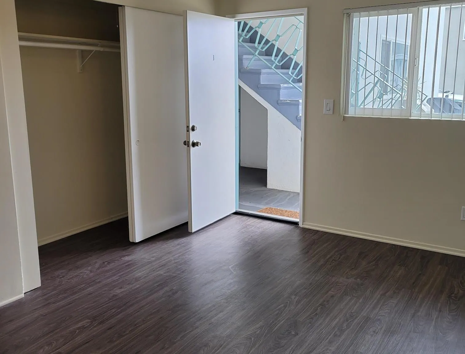 2100 Hermosa Ave — Photo 4