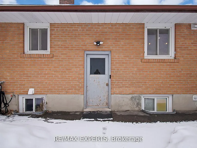 934 Beechwood Ave #LOWER — Photo 22