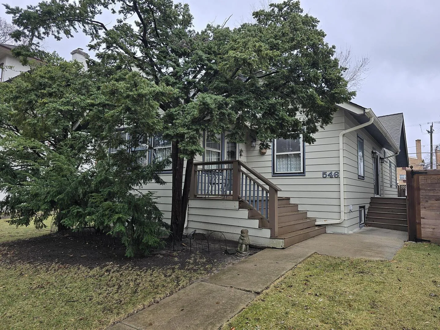 Studio, 950 sqft, $1,700 — Photo 2