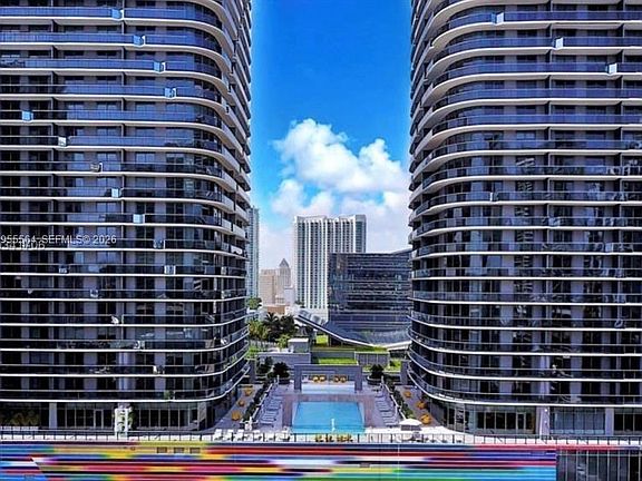 2nd image of 45 SW 9th St APT 4606